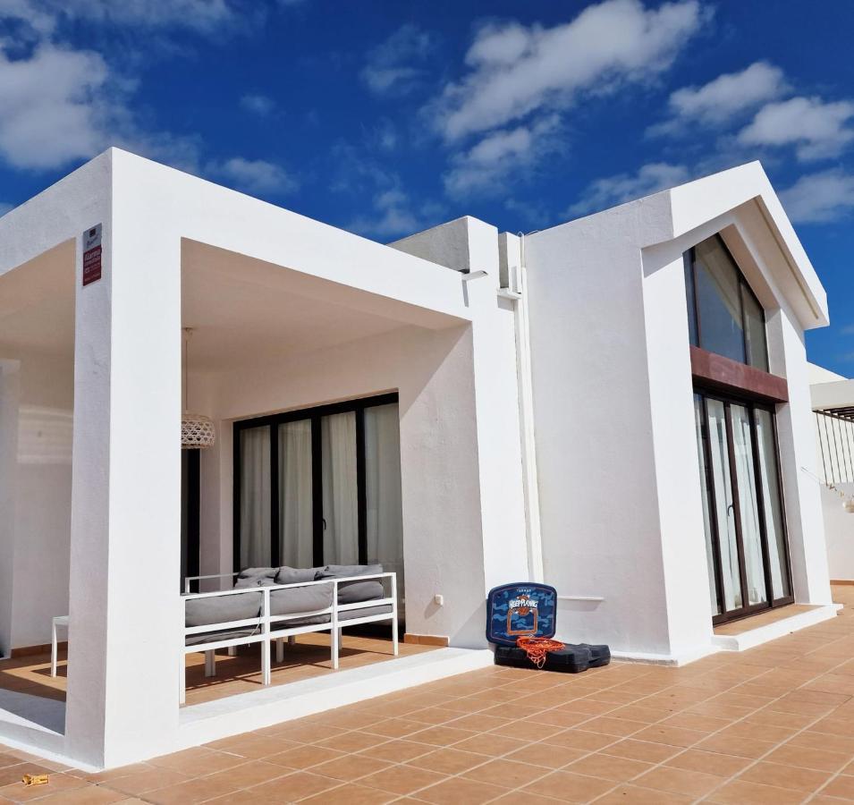 Ora - 2 Bedroom Modern With Uktv, Wifi, Pool Close To Town * Playa Blanca (Lanzarote)